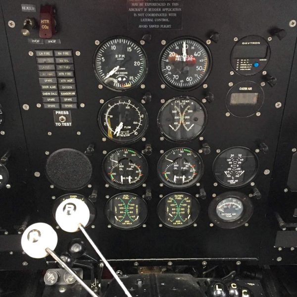 Douglas C-47 SkytrainDC-3C (10)