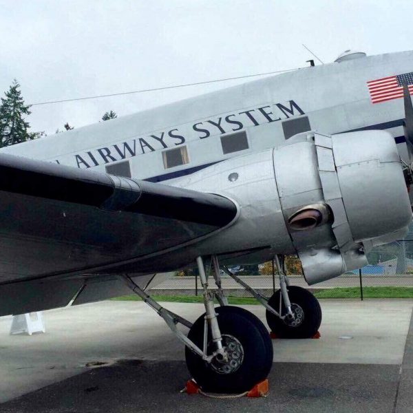 Douglas C-47 SkytrainDC-3C (45)