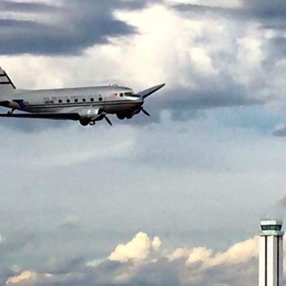 Douglas C-47 SkytrainDC-3C (58)