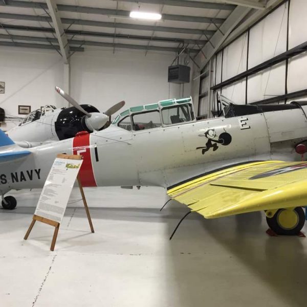 North American T-6G SNJ-6 (27)