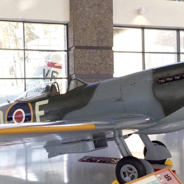 Supermarine Spitfire Lf Mk XVIe (15)