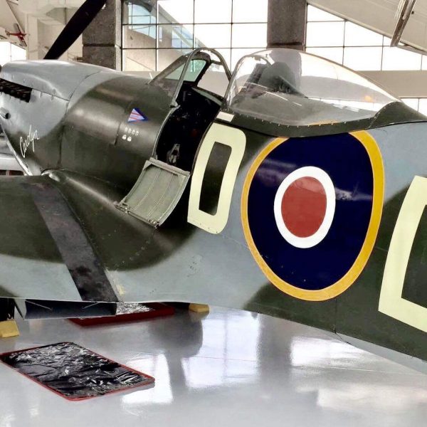 Supermarine Spitfire Lf Mk XVIe (51)